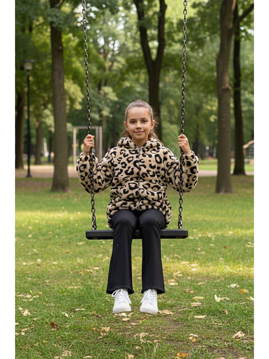 Bej Leopar Desenli Kapüşonlu Kız Çocuk Pelüş Mont-1