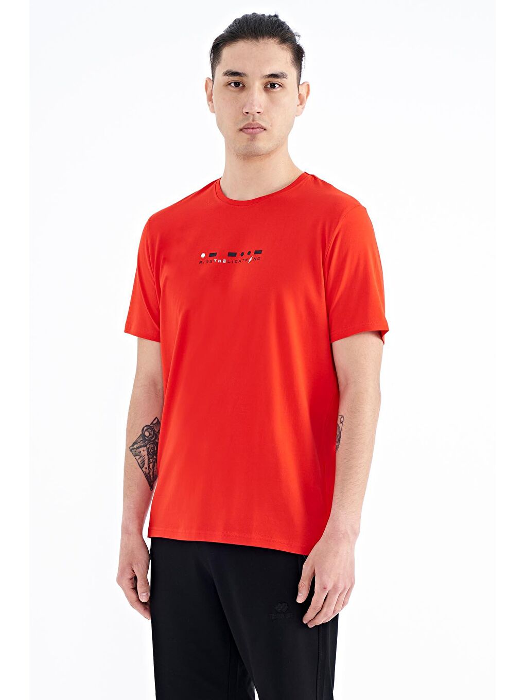 Kırmızı Fiesta Baskı Detaylı O Yaka Standart Kalıp Erkek Tişört - 88168-4