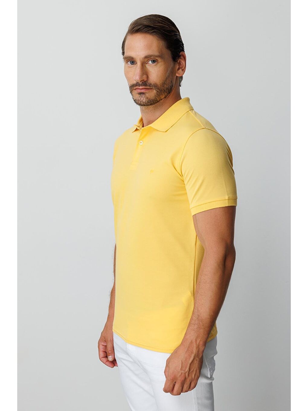 Sarı Modern Fit Dar Kalıp Polo Yaka Düz Kısa Kollu Pamuklu Tişört-2