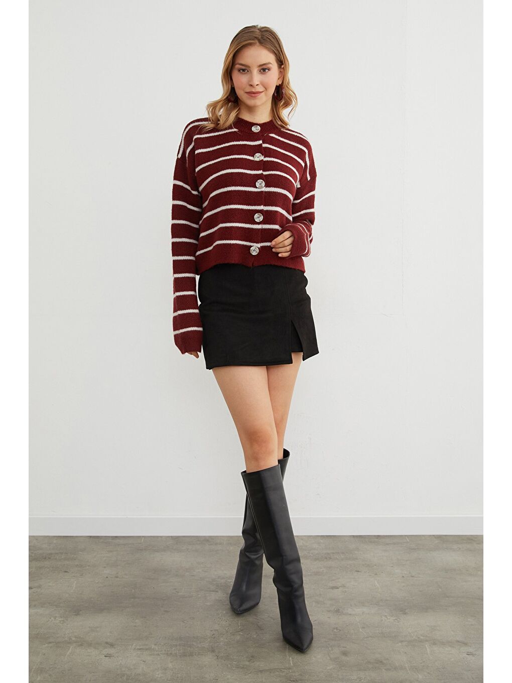 Bordo Çizgili Düğmeli Triko Hırka-3