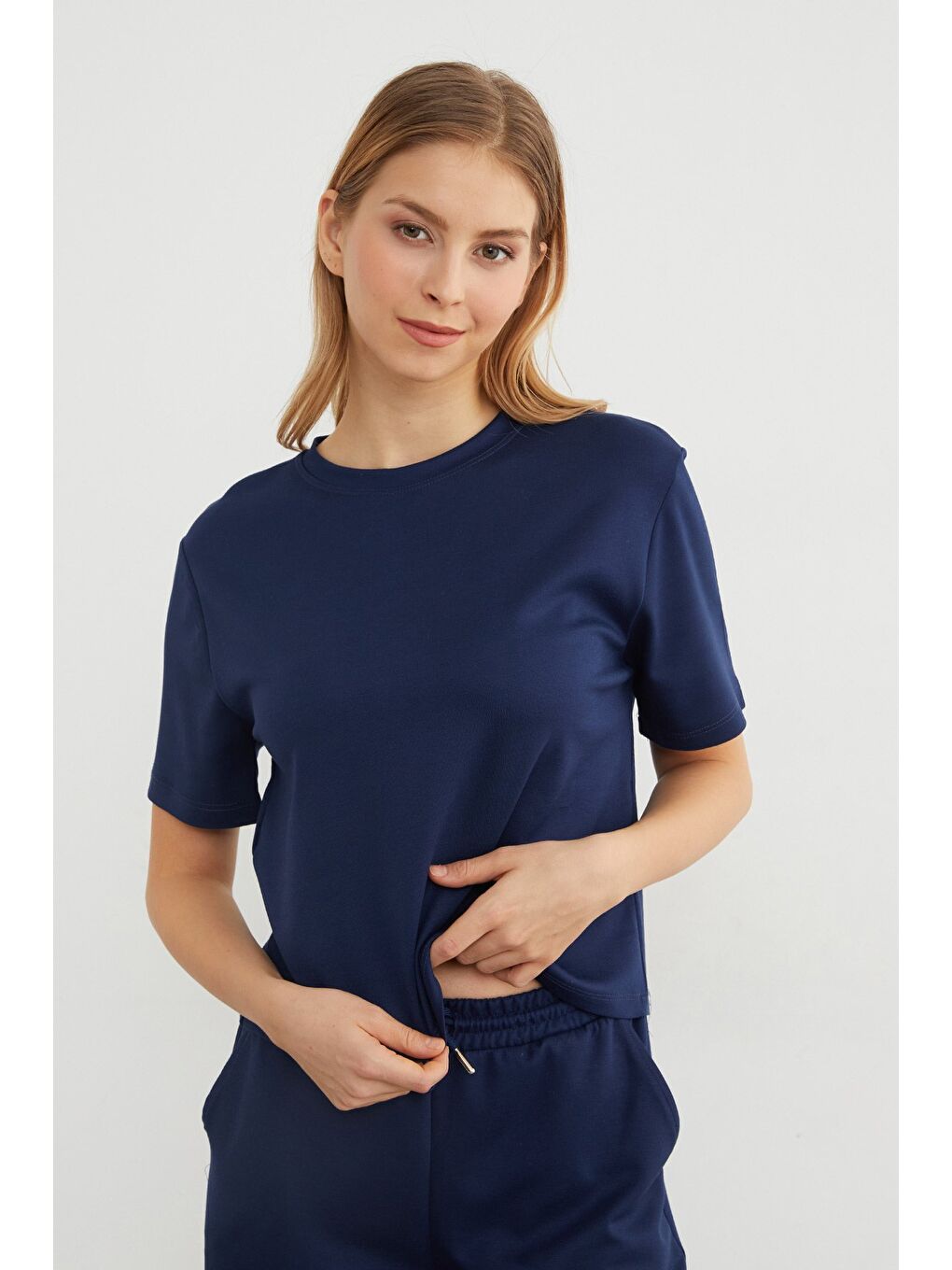 Lacivert Basic Bisiklet Yaka Modal Tişört-1