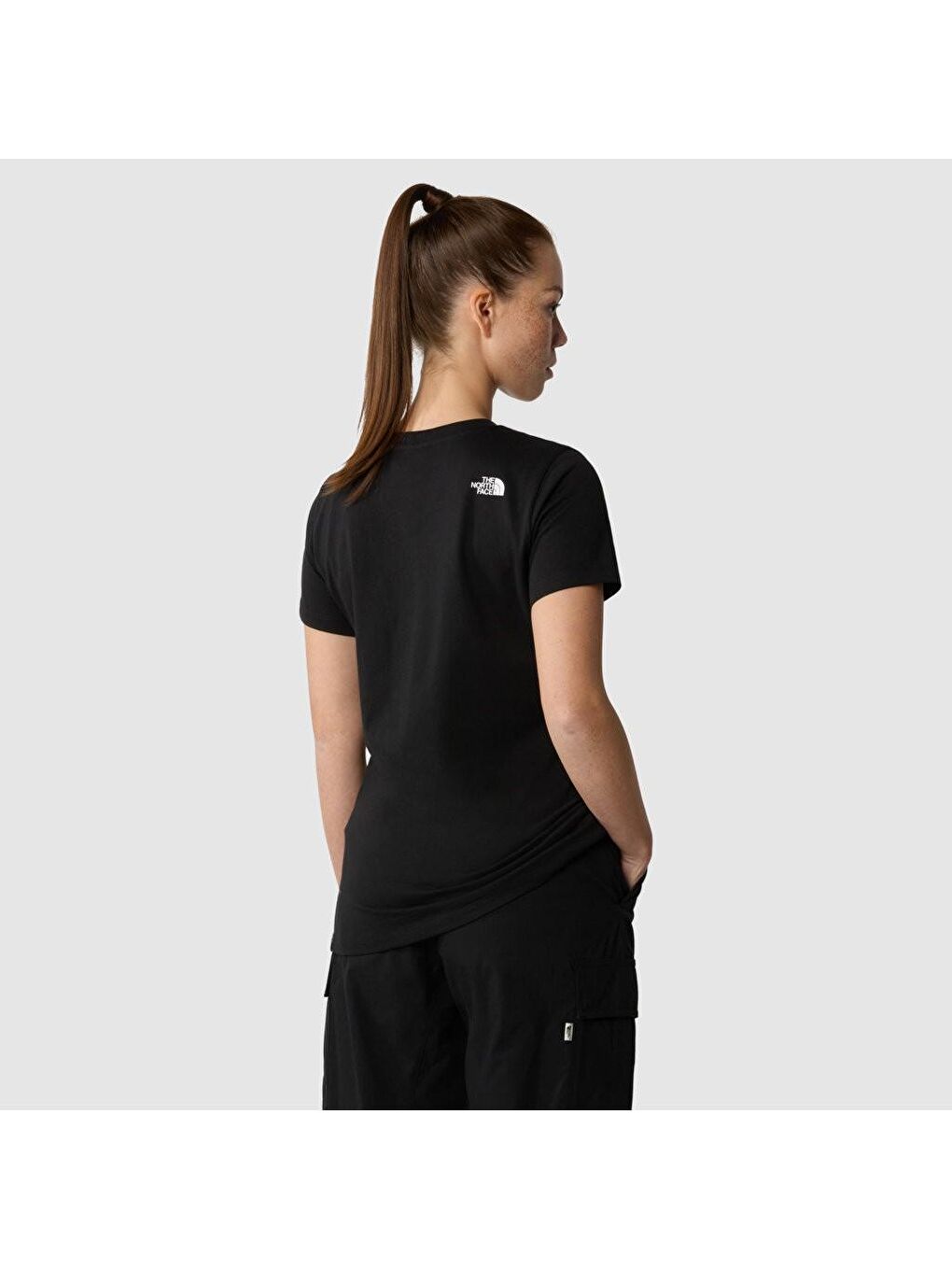 Simple Dome Slim Kadın Siyah Yuvarlak Yaka Tişört-2