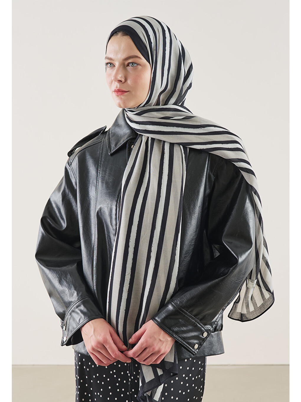 Block Stripe Desen Rami Şal Siyah
