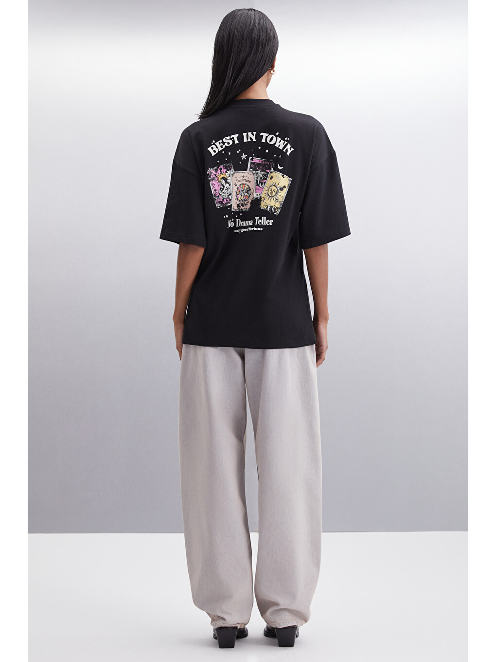 Enya Kadın Baskı Detaylı Oversize Fit Bol Kesim Bisiklet Yakalı %100 Organik Pamuklu Siyah T-shirt-4
