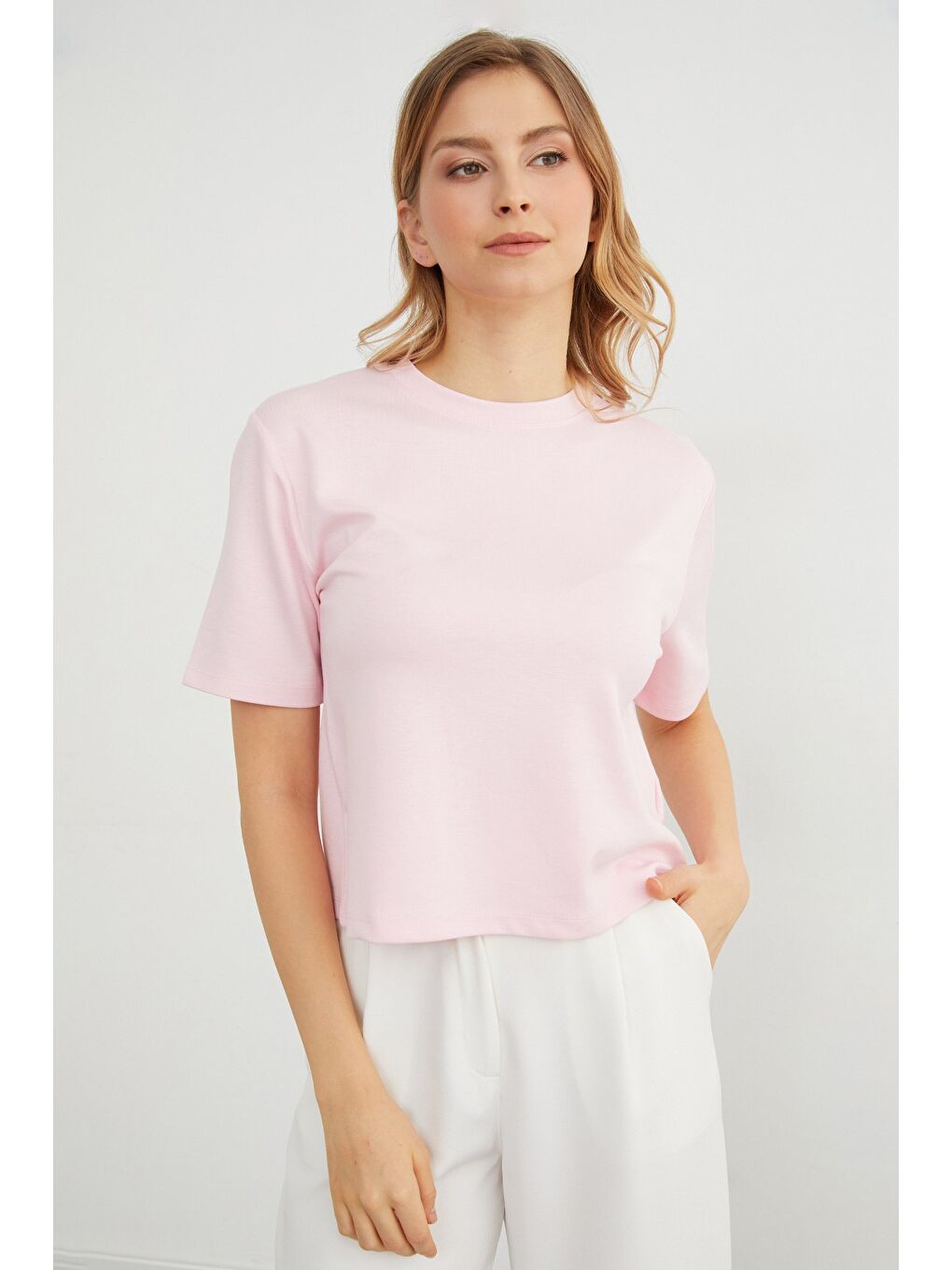 Pembe Basic Bisiklet Yaka Modal Tişört-1