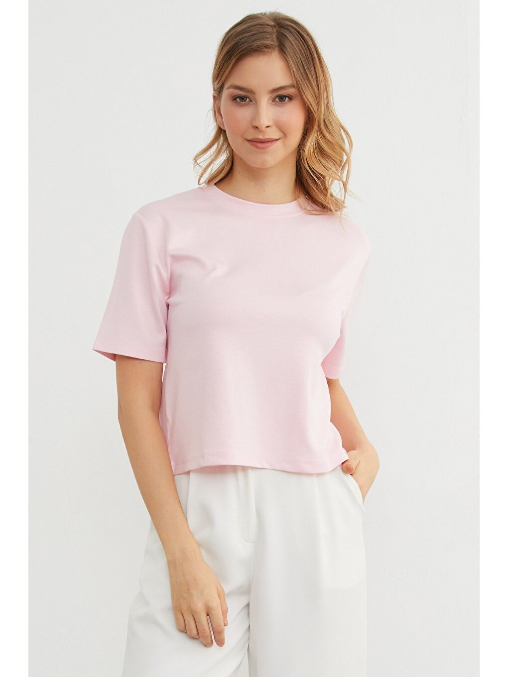 Pembe Basic Bisiklet Yaka Modal Tişört-4