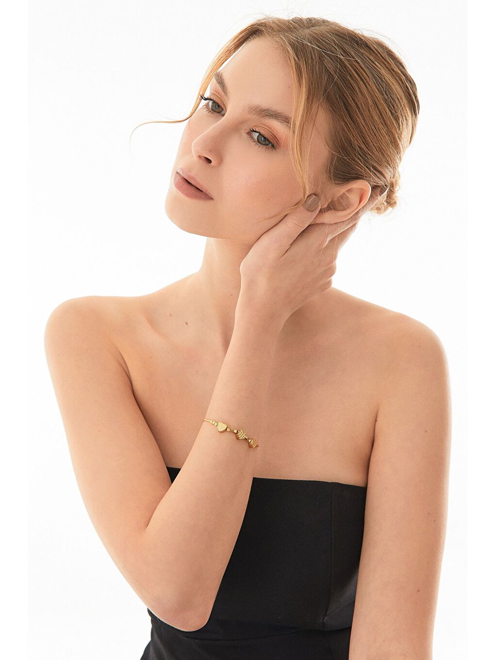 Sarı Boncuklu Kalpli Çelik Bileklik-3