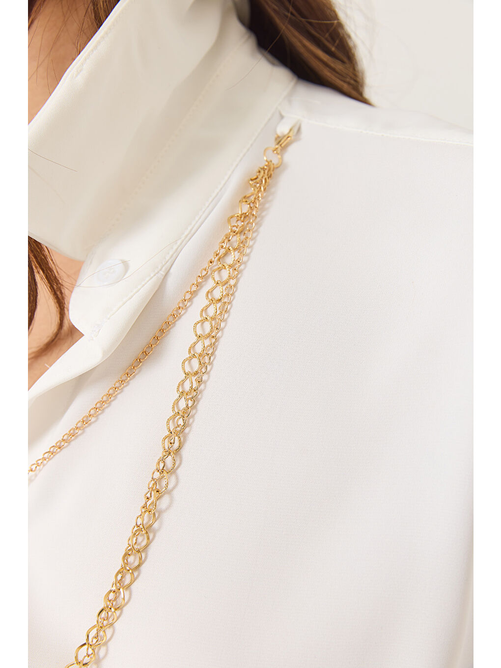 Beyaz Kadın Yarasa Kesim Kısa Kollu Seyyar Aksesuarlı Oversize Gömlek-5