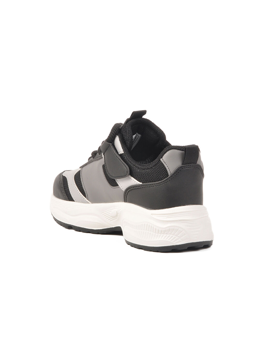 Siyah Fileli Hafif Hava Alabilen Erkek Çocuk Spor Ayakkabı Birian F-3