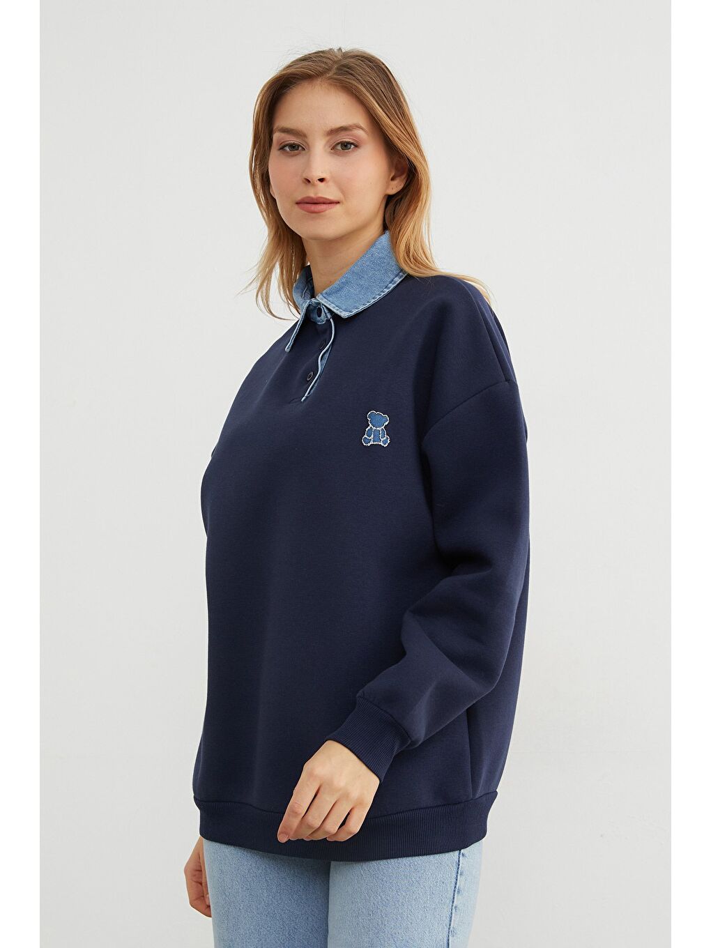 Lacivert 3 İplik Ayıcık Nakışlı Polo Yaka Denim Detaylı Sweatshirt-1