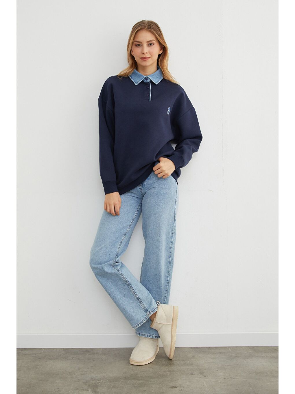 Lacivert 3 İplik Ayıcık Nakışlı Polo Yaka Denim Detaylı Sweatshirt-4