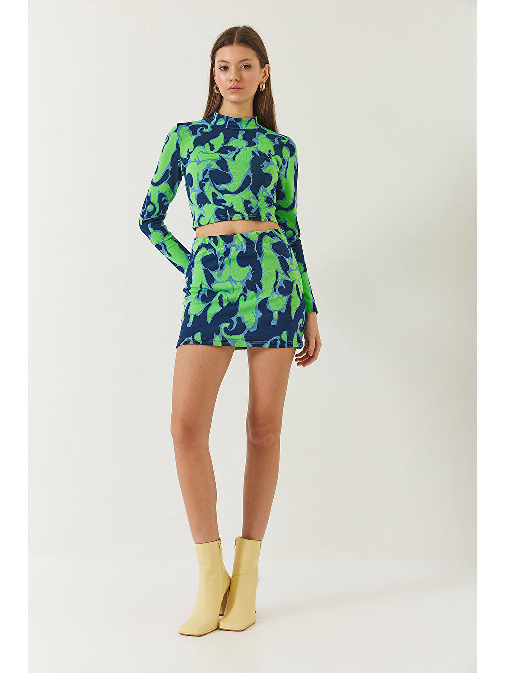 Lacivert Kadın Yarım Balıkçı Yaka Uzun Kollu Crop Mini Etekli Alt-Üst Takım-1
