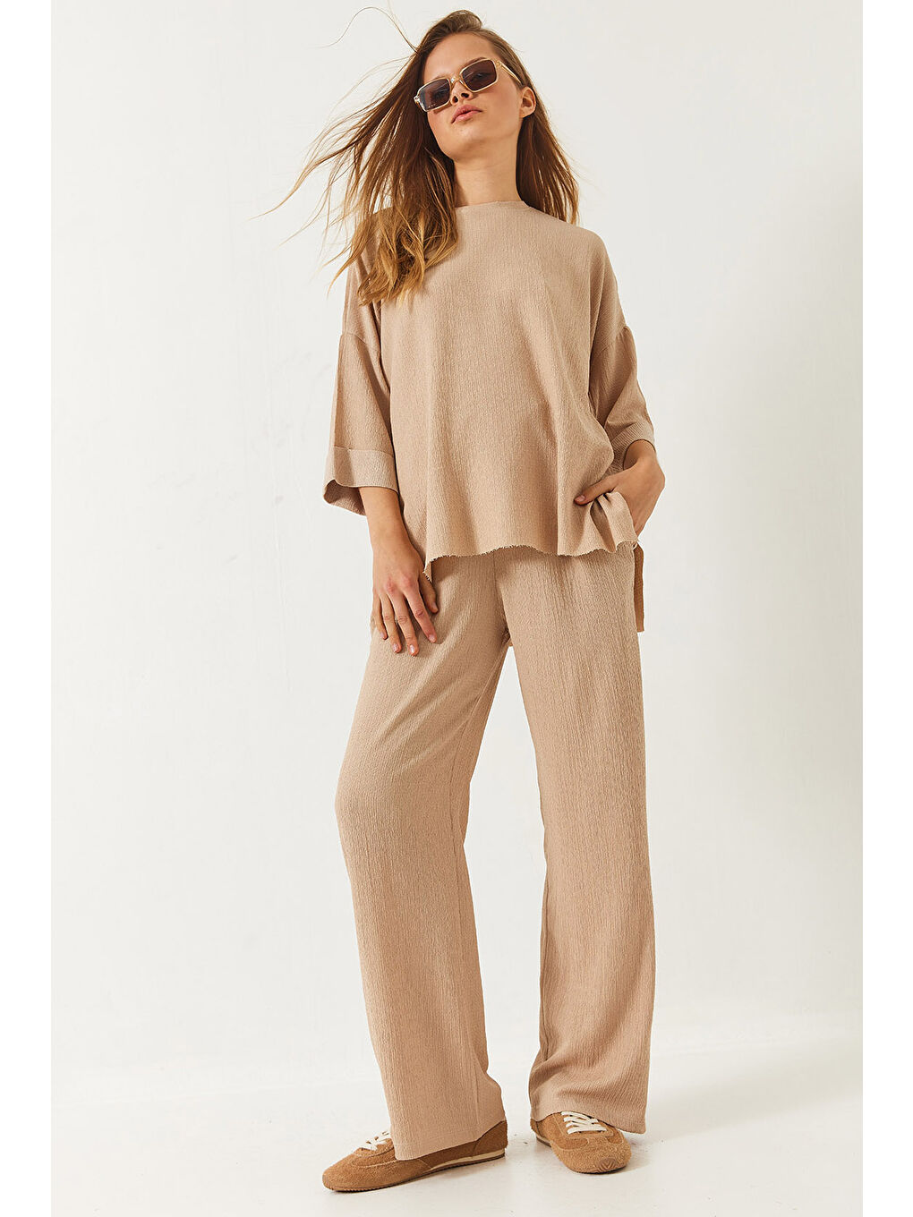 Bej Kadın Yarım Kollu Palazzo Pantolonlu Bisiklet Yaka Alt-Üst Takım