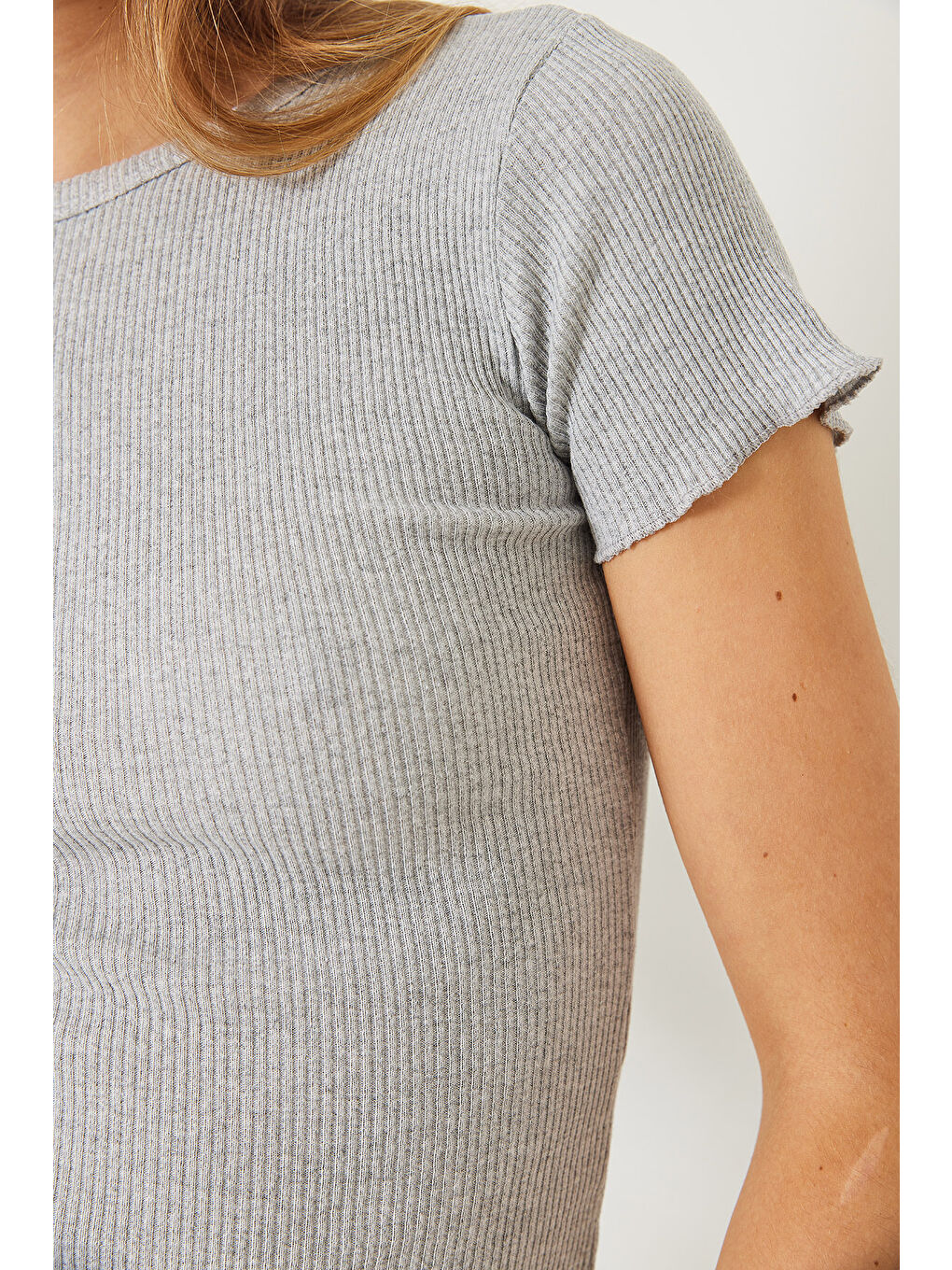 Gri Kadın Fitilli Kaşkorse Basic T-Shirt-3