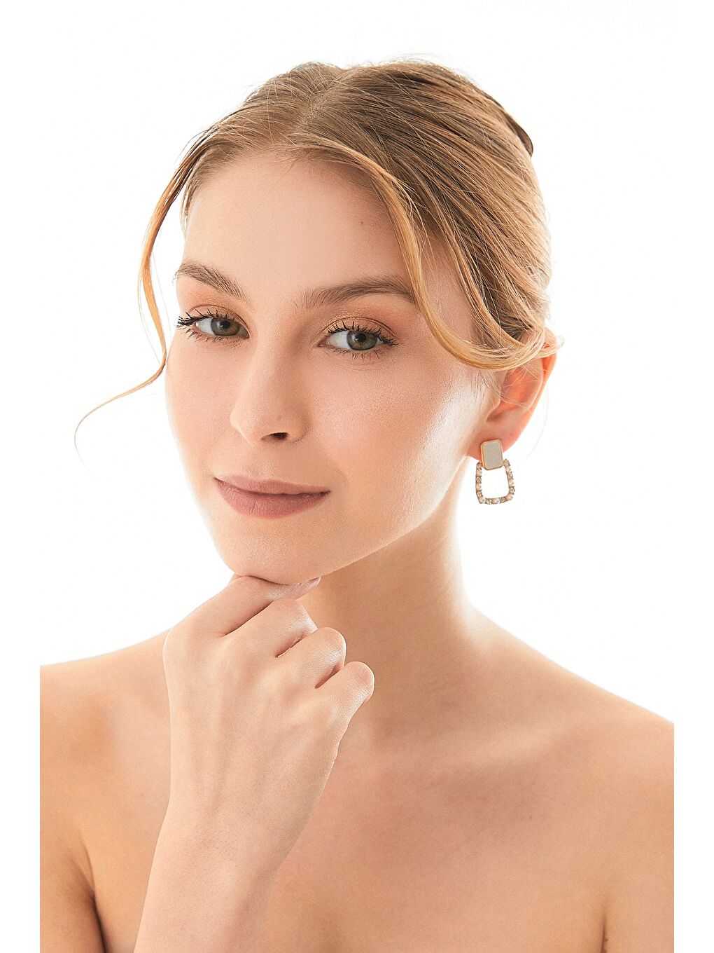 Ekru Sedefli Boncuklu Sallantılı Küpe-3