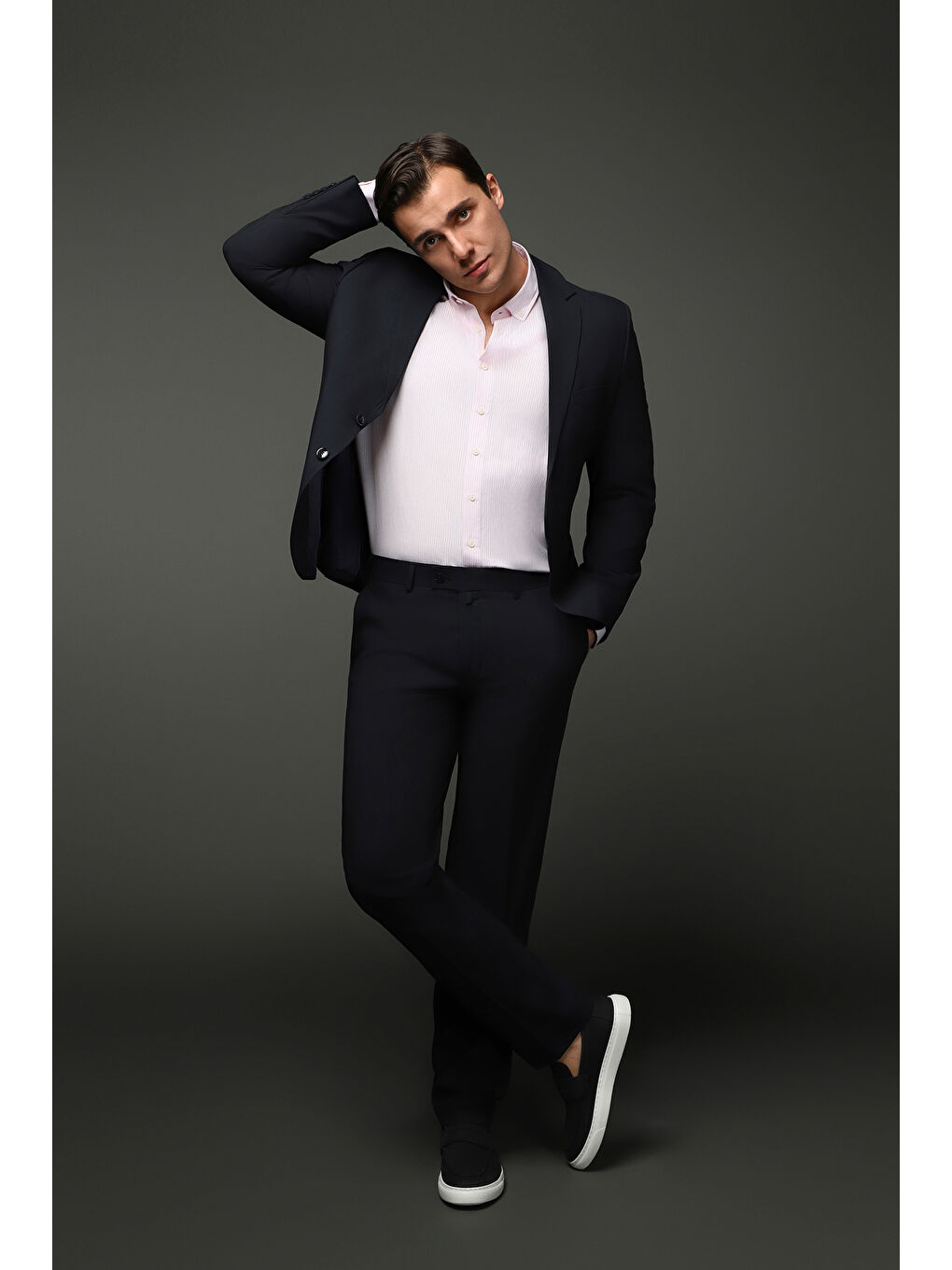 Lacivert Slim Fit Dar Kesim Klasik Takım Elbise