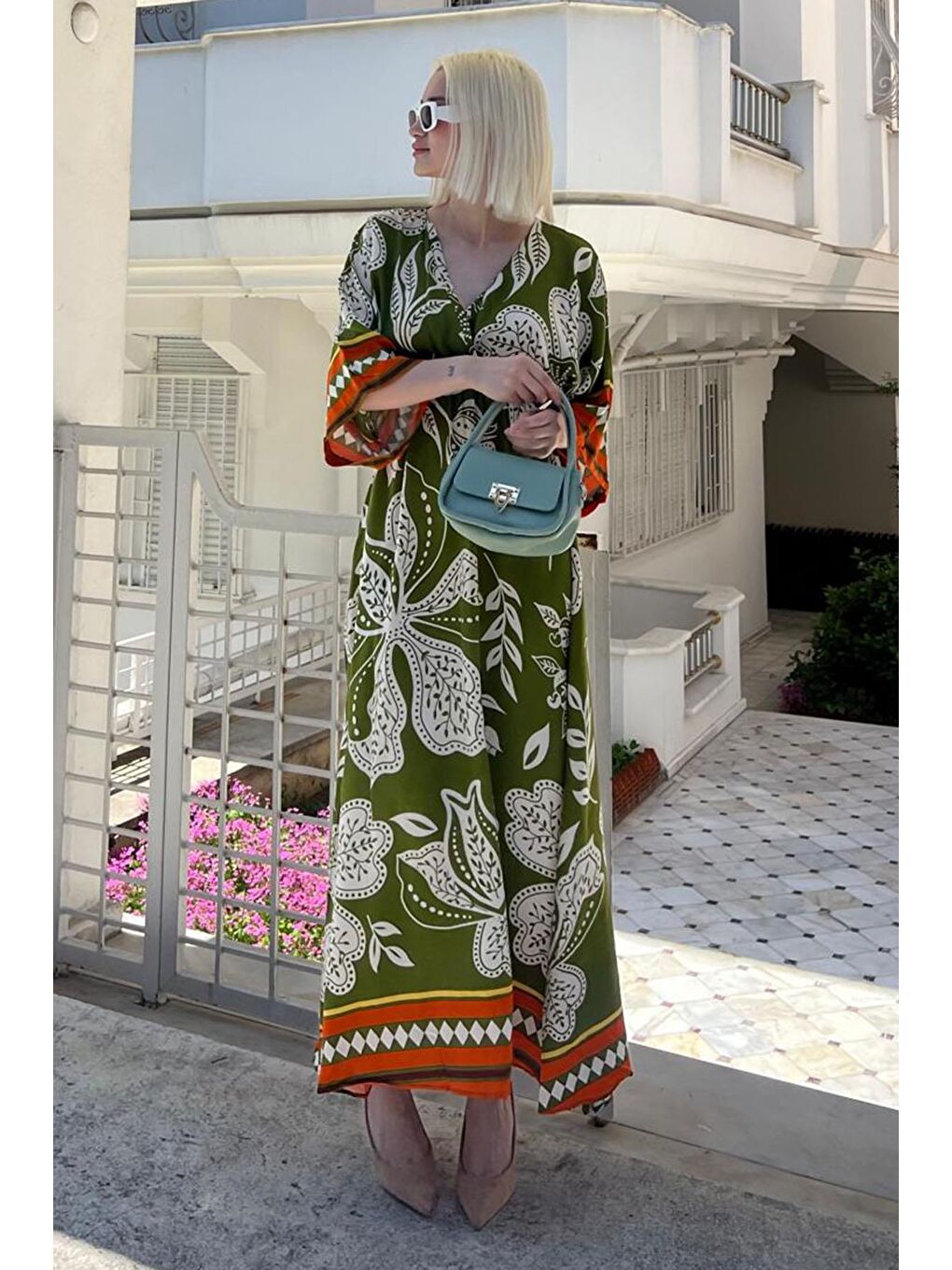 Yeşil Uzun V Yaka Desenli Kadın Elbise Mg2100-1