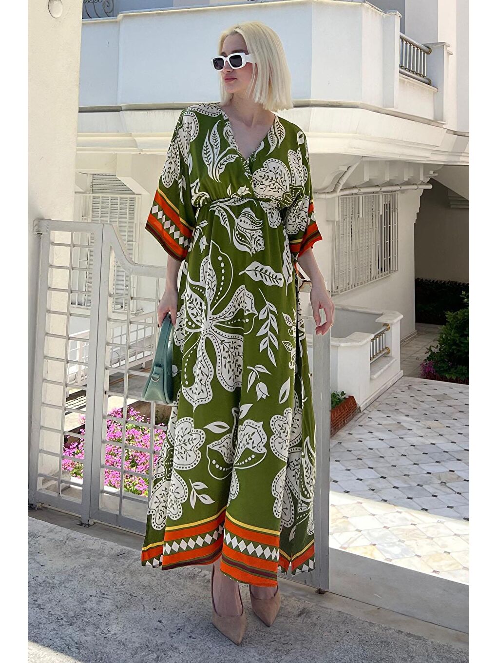 Yeşil Uzun V Yaka Desenli Kadın Elbise Mg2100-4