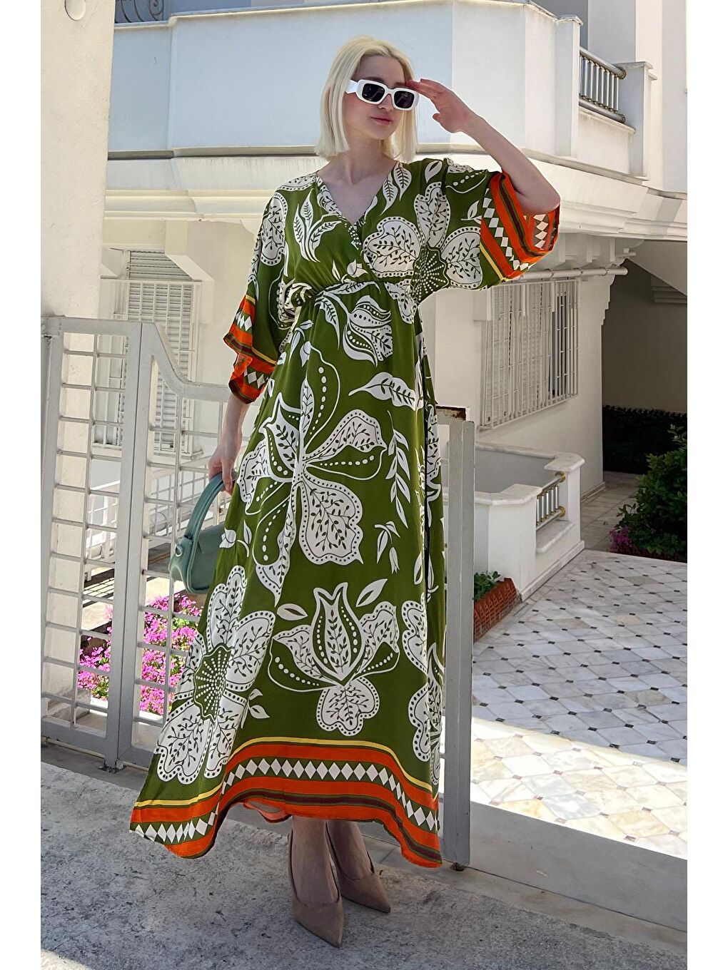 Yeşil Uzun V Yaka Desenli Kadın Elbise Mg2100-5