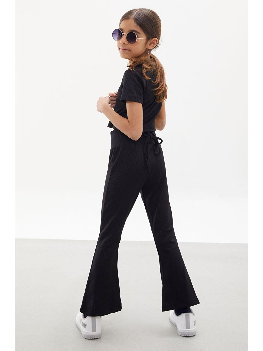 Siyah İspanyol Paça Taytlı Bel Bağlamalı Croplu Kız Çocuk Takım 18107-4