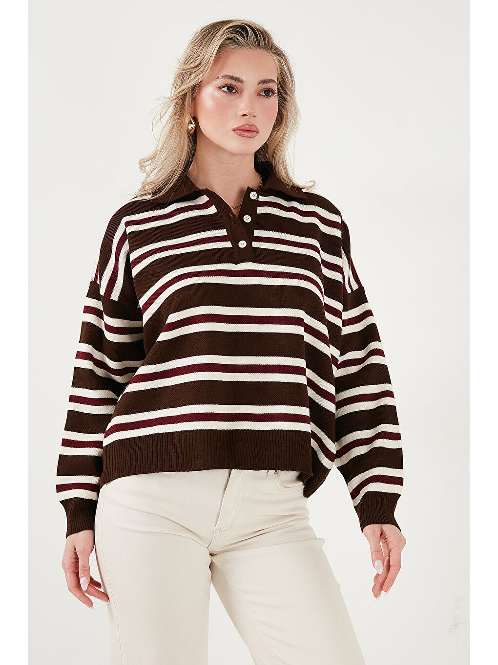 Kahverengi Çizgili Oversize Fit Düğmeli Polo Yaka Kazak 4615259-2