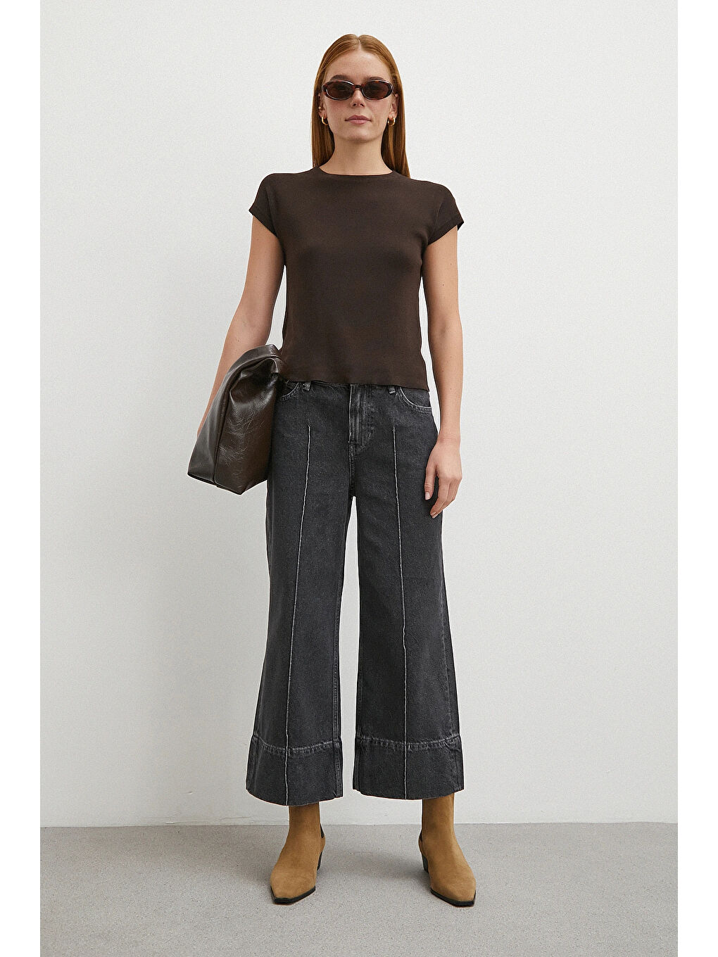 Gri Yüksek Bel Paça Detaylı Jean Füme