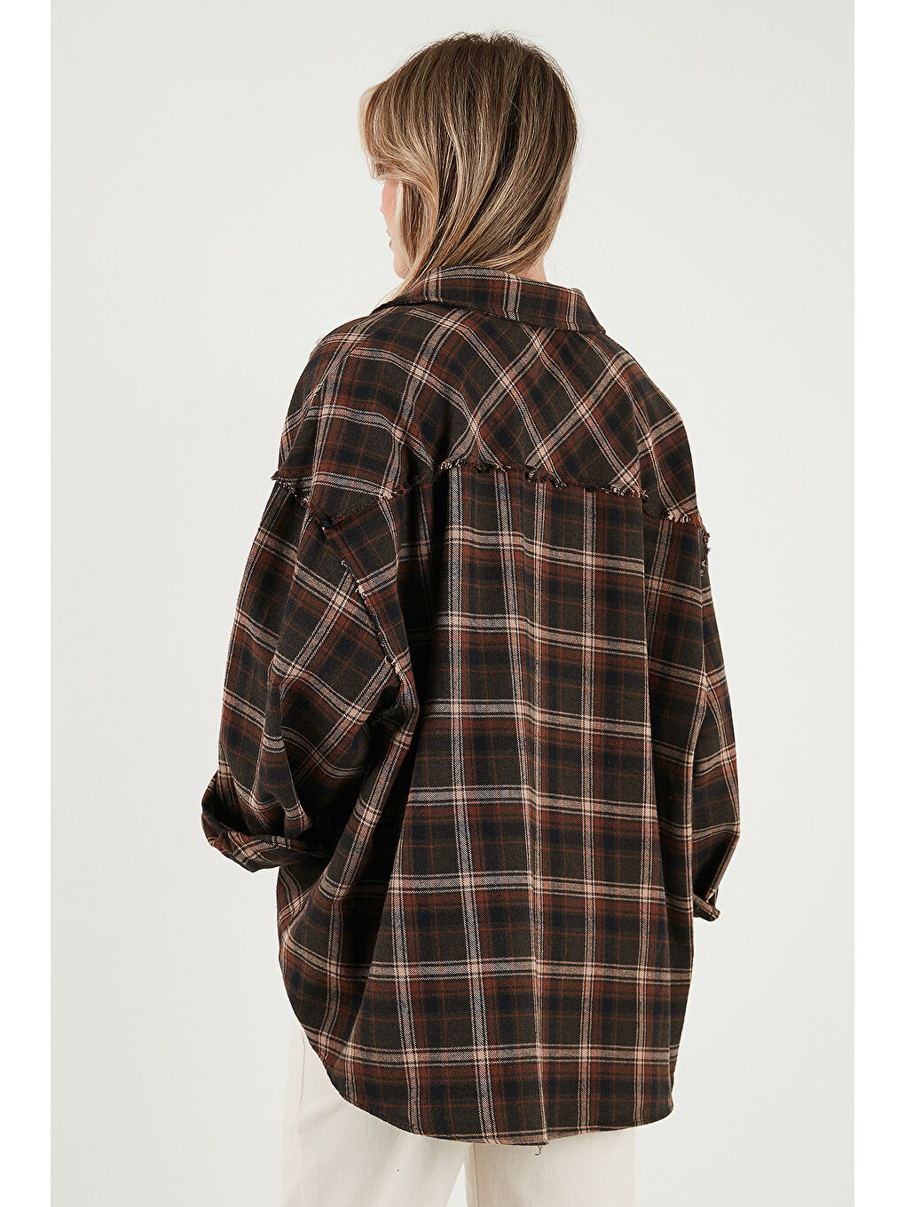Kahverengi Ekoseli Pamuklu Oversize Fit Klasik Yaka Gömlek 6835002-6