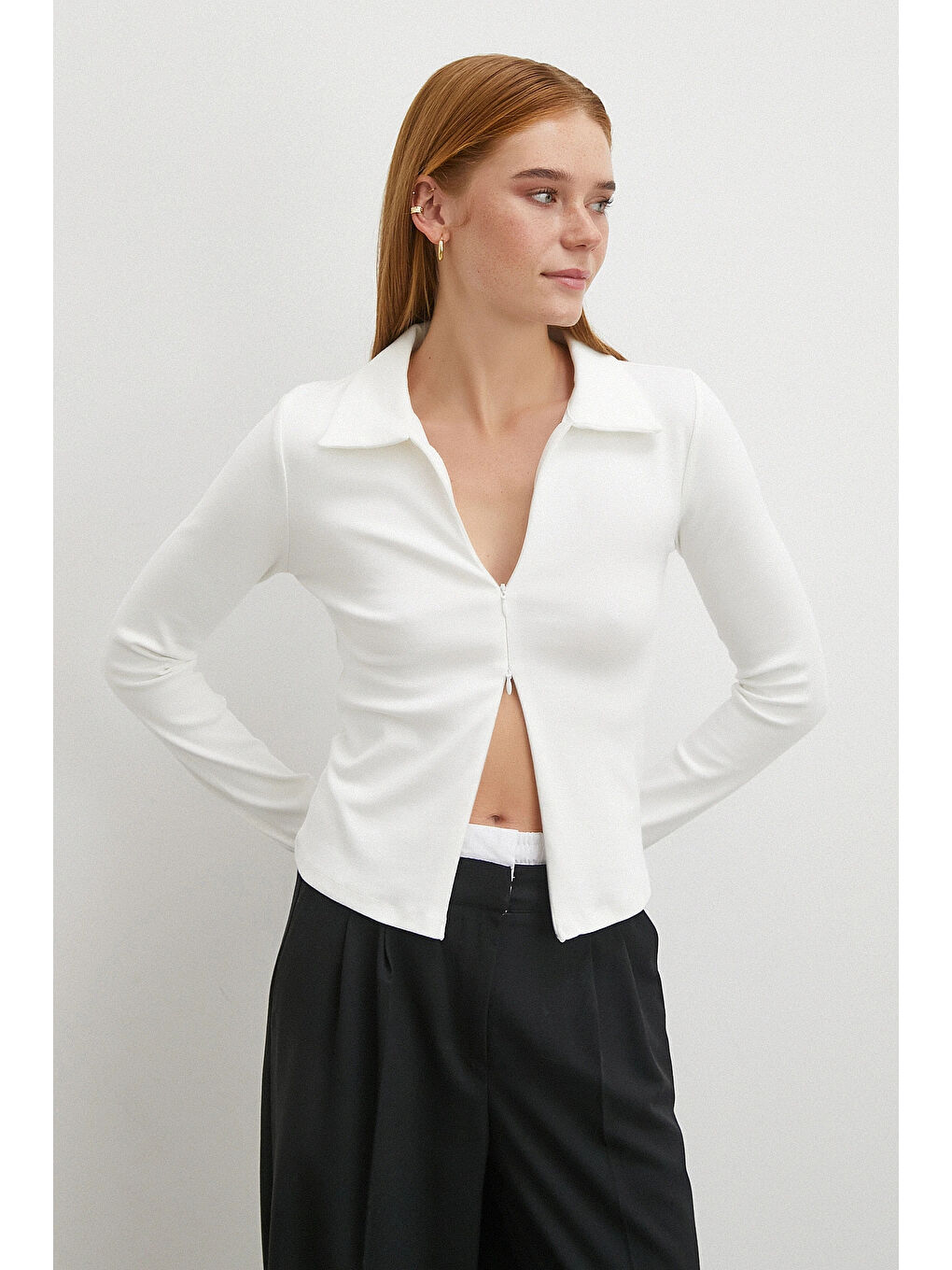 Yakalı Çift Fermuarlı Bluz Beyaz-4