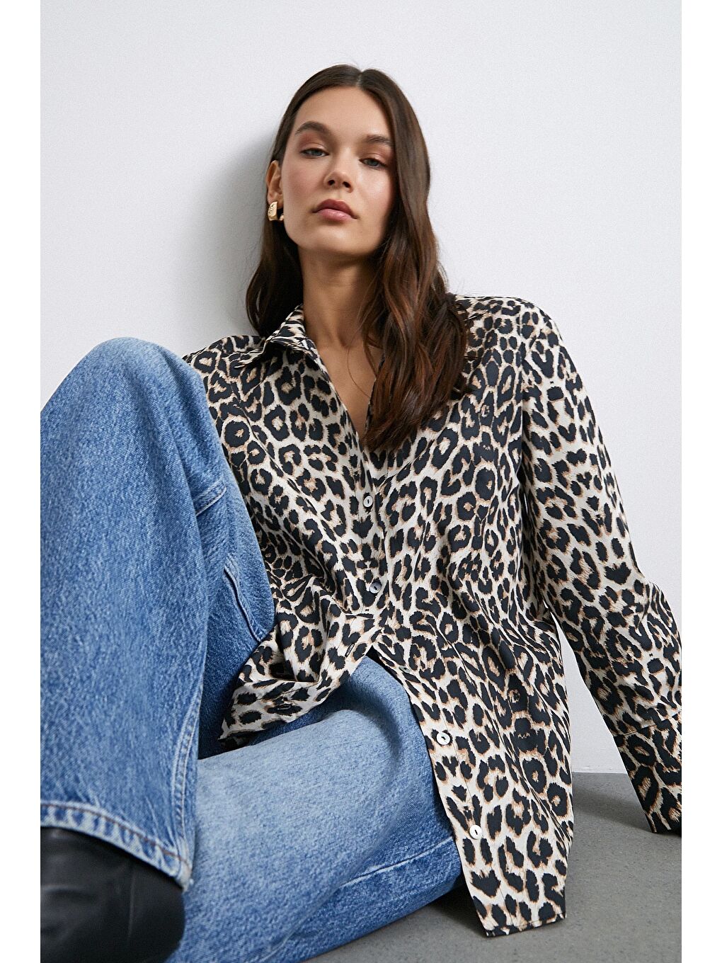 Leopar Desenli Saten Gömlek Bej-5