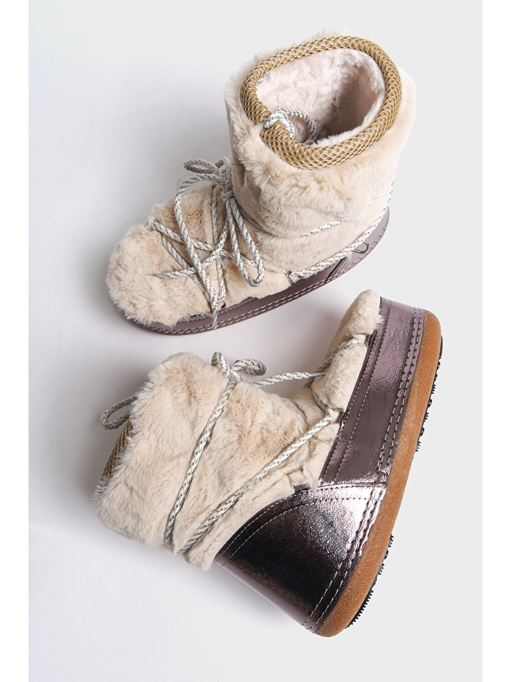 Antrasit Yuvarlak Burunlu Kalın Tabanlı Kürklü Kadın Kar Botu-2