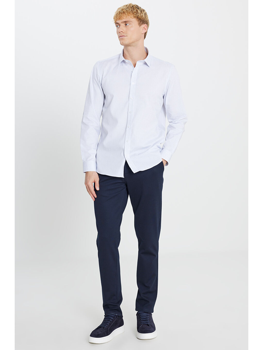 Erkek Gri-Beyaz Ütü Gerektirmeyen %100 Pamuk Slim Fit Klasik Yaka Gömlek-1