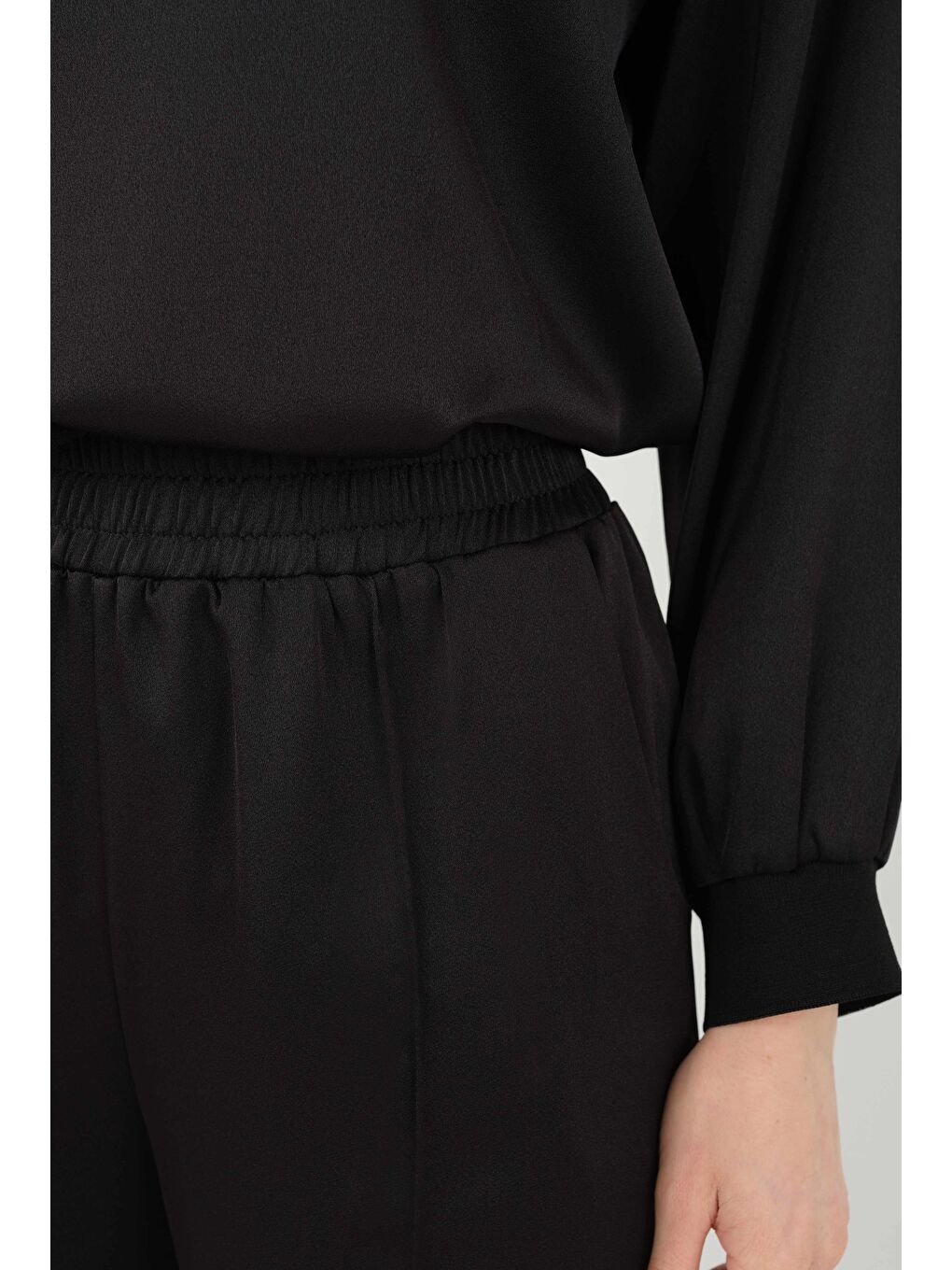 Ribanalı Saten Takım Siyah-4