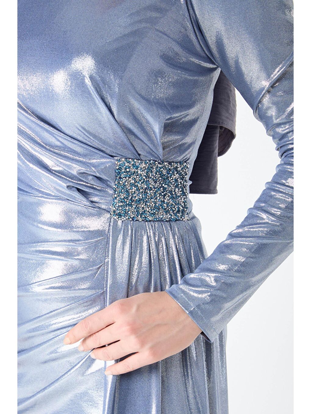 Düz Orta Kadın Gri Beli Taşlı Uzun Kol Abiye Elbise - 24411-5