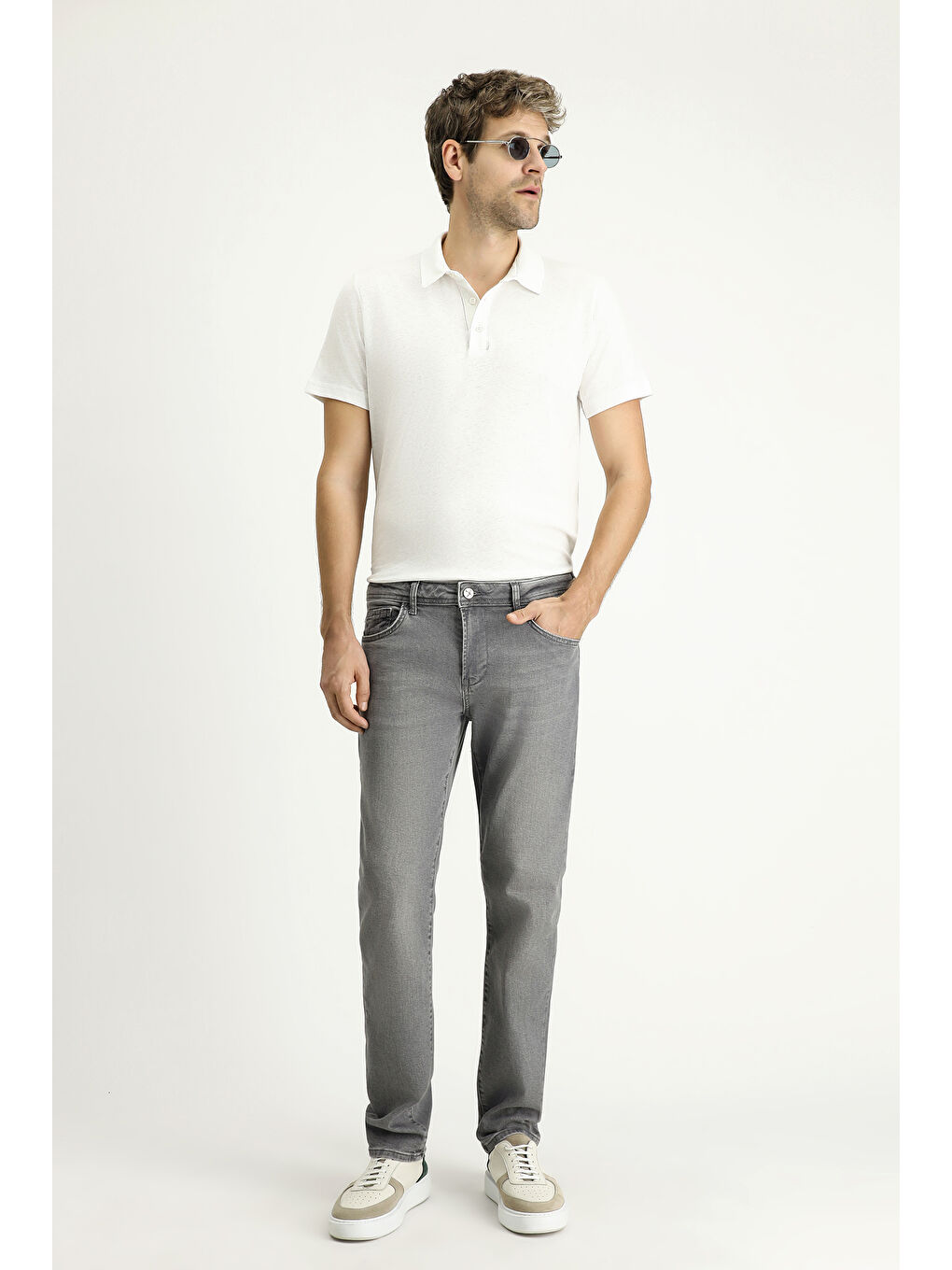 Gri Slim Fit Dar Kesim Elastanlı Denim Pantolon