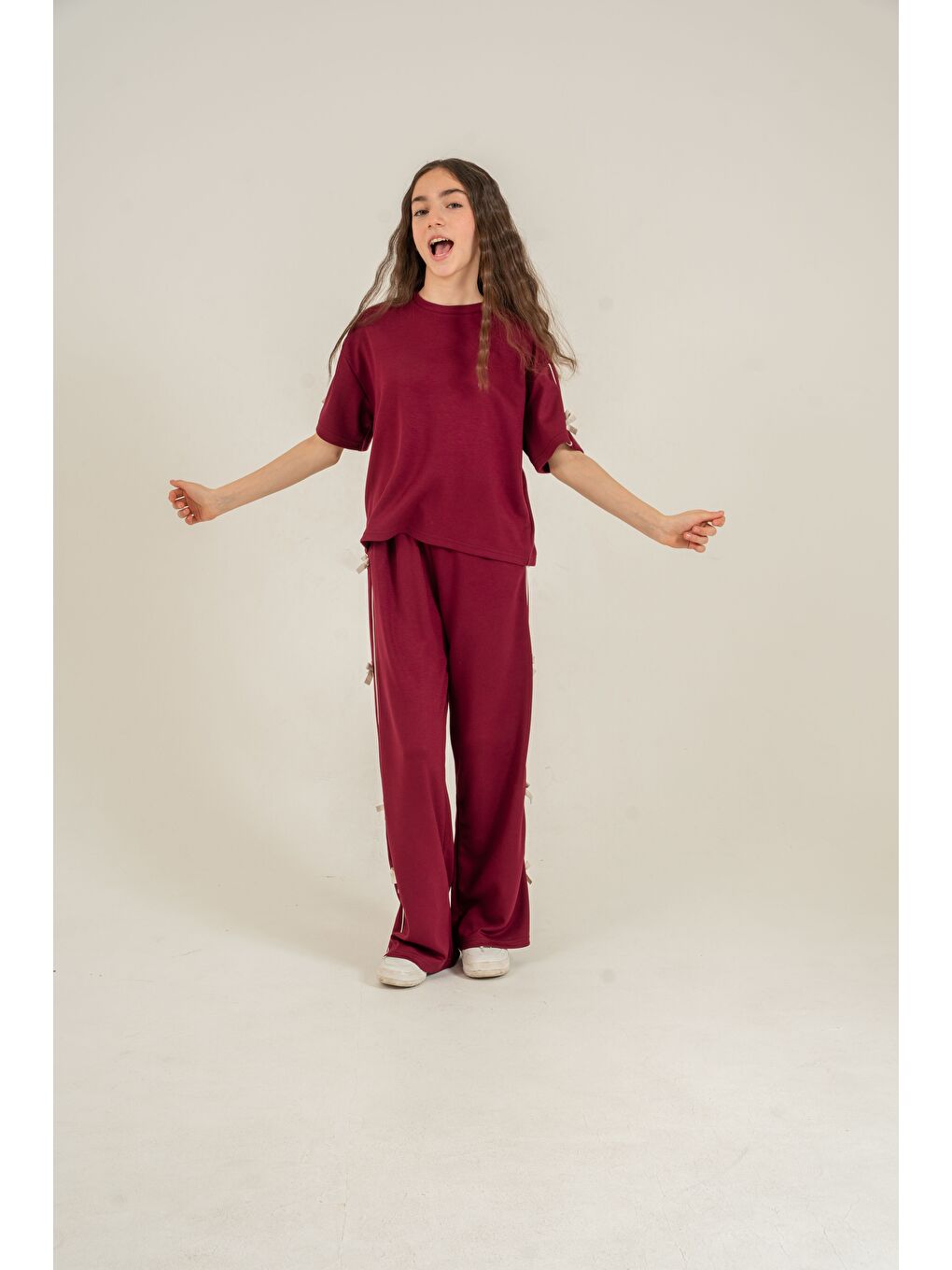 Bordo Üst Kollar Fiyonklu Alt Fiyonklu Yumaşak Dokulu-Comfort Kumaş Kız Çocuk Alt Üst Eşofman Takımı-2