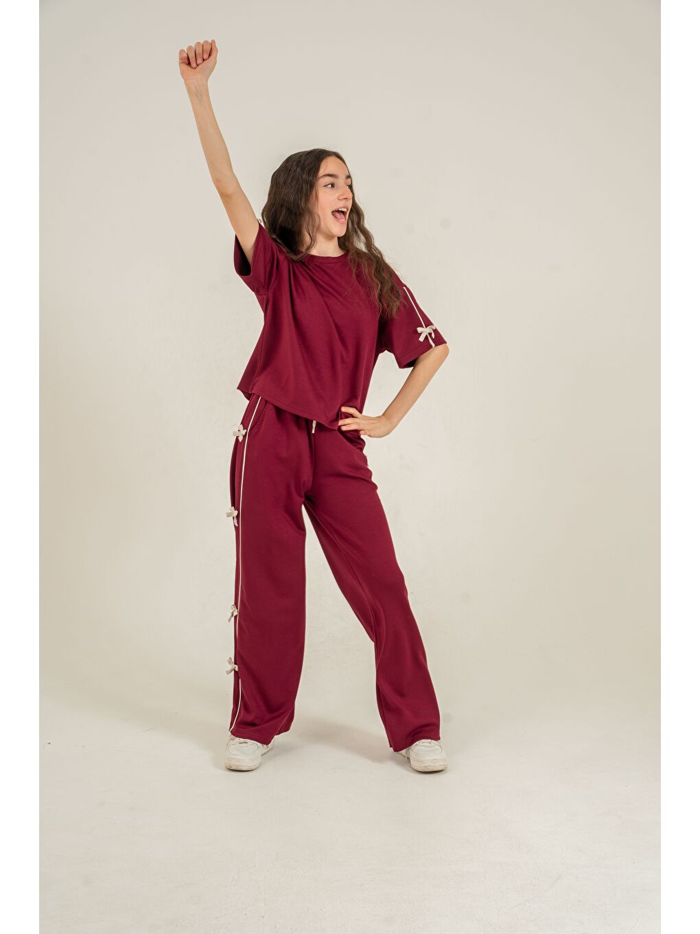 Bordo Üst Kollar Fiyonklu Alt Fiyonklu Yumaşak Dokulu-Comfort Kumaş Kız Çocuk Alt Üst Eşofman Takımı-3