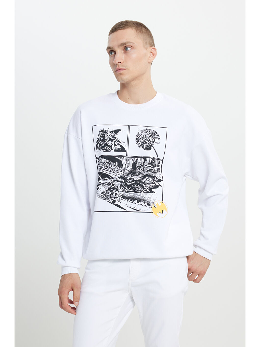 Erkek Beyaz Batman Lisanslı 3 İplik Loose Fit Bol Kesim Pamuklu Bisiklet Yaka Sweatshirt