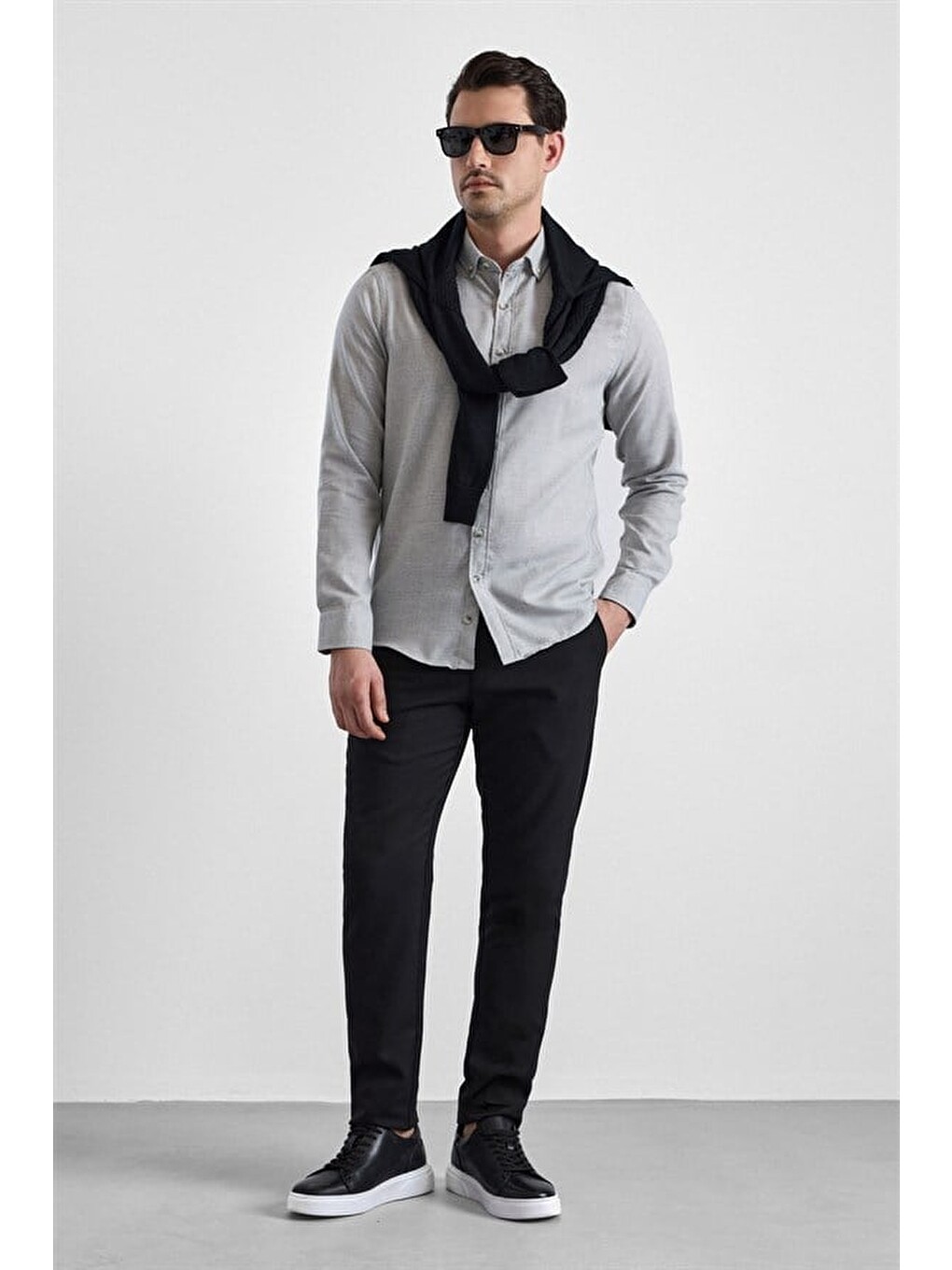 Gri Slim Düğmeli Yaka Düz Cepsiz Casual Gömlek-4