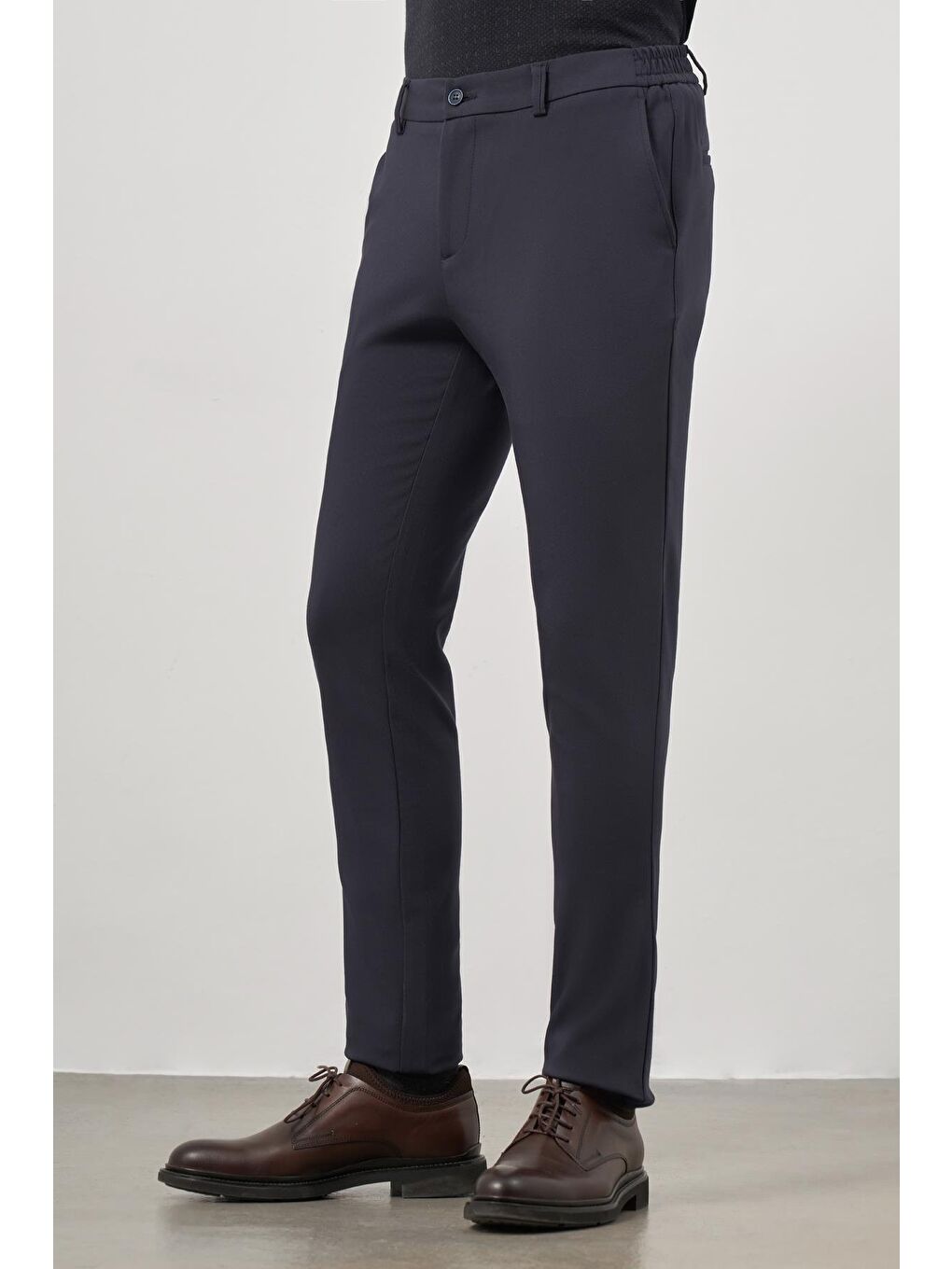 Koyu Lacivert Pamuklu Lastikli Yandan Cepli Casual Slim Fit Jogger Pantolon 1003245101-2