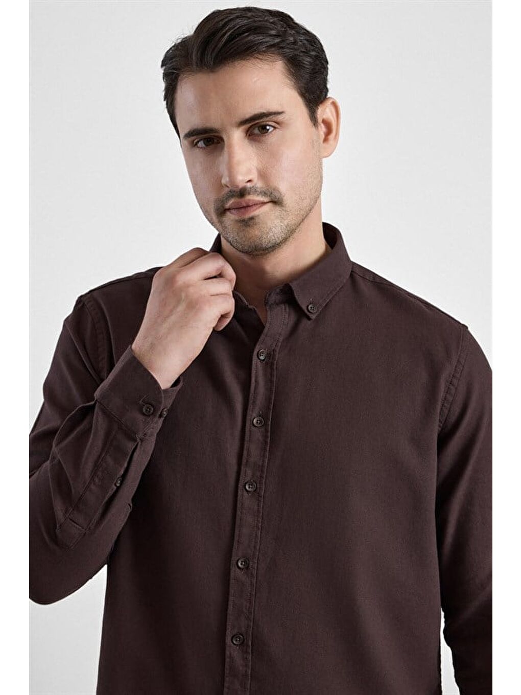 Kahverengi Koyu Kahve Slim Düğmeli Yaka Düz Casual Gömlek-1