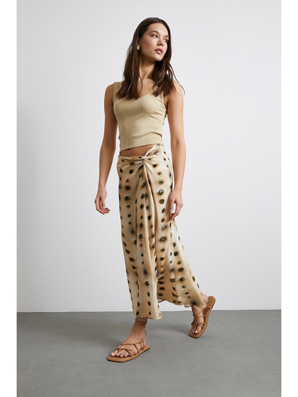 Düğüm Detaylı Etek Ekru-2