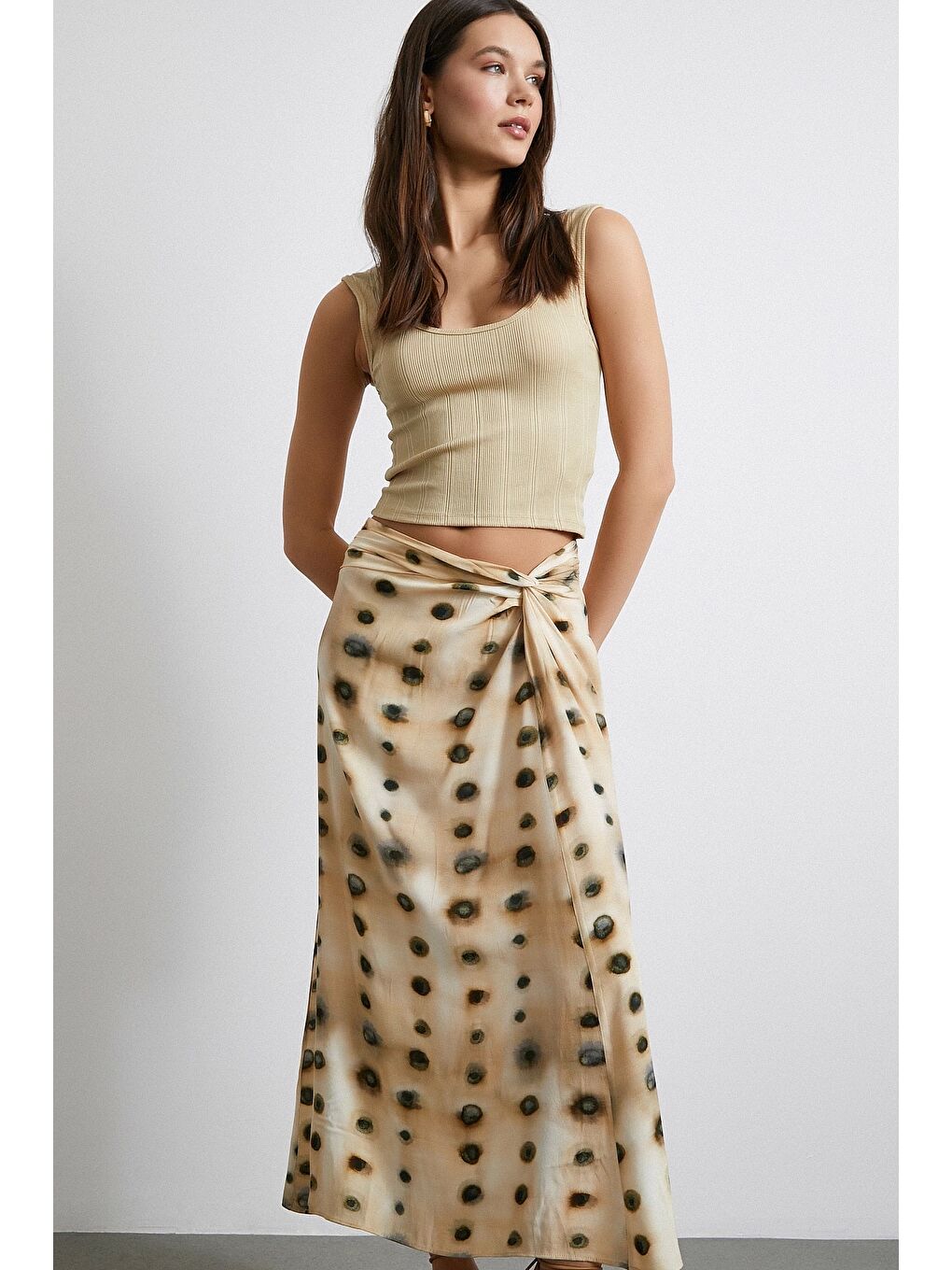 Düğüm Detaylı Etek Ekru-3