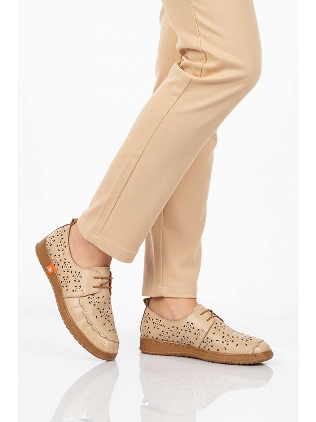 Bej Hakiki Deri Kadın Casual Ayakkabı 2084 Z