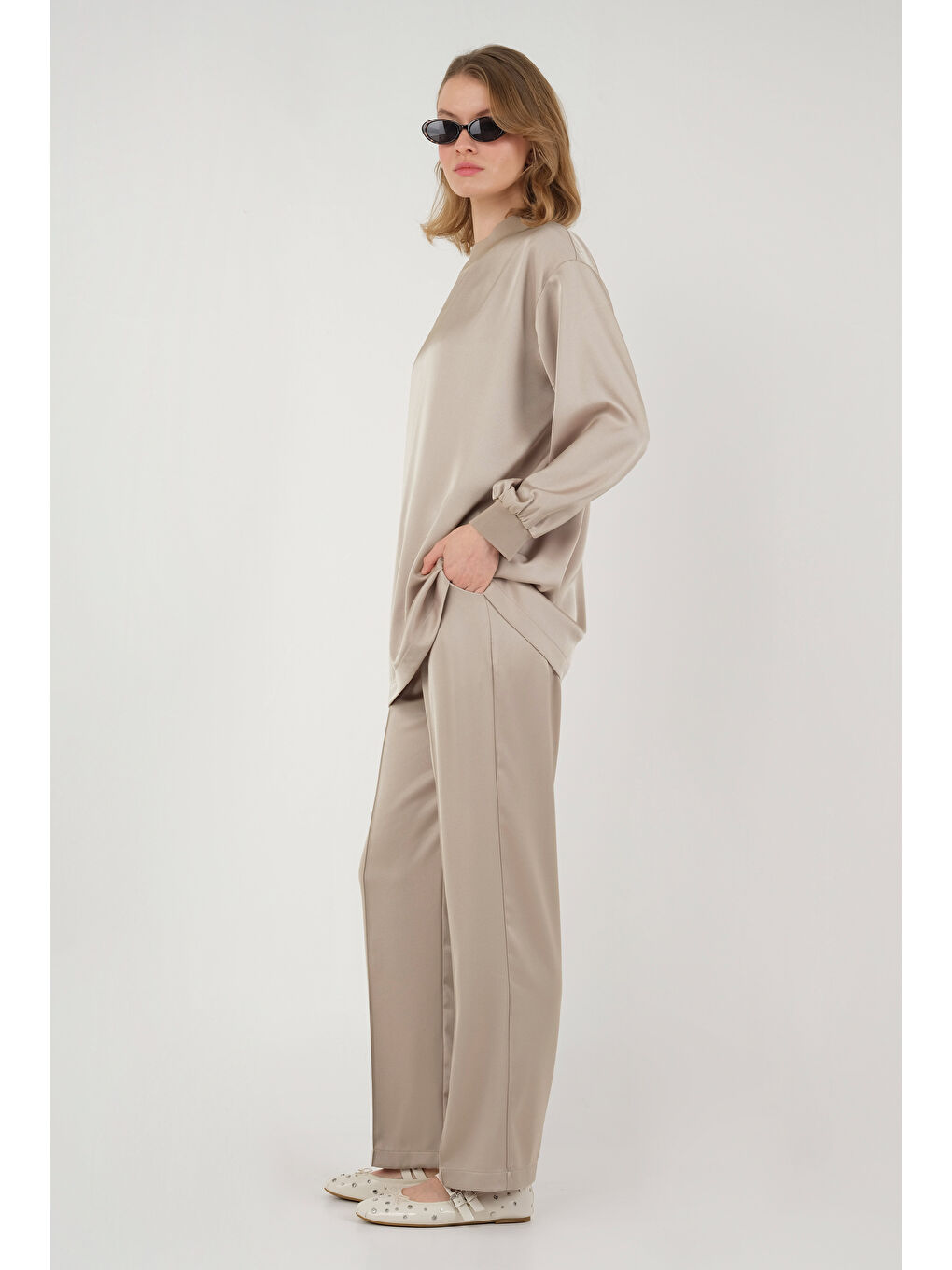 Ribanalı Saten Takım Bej-3