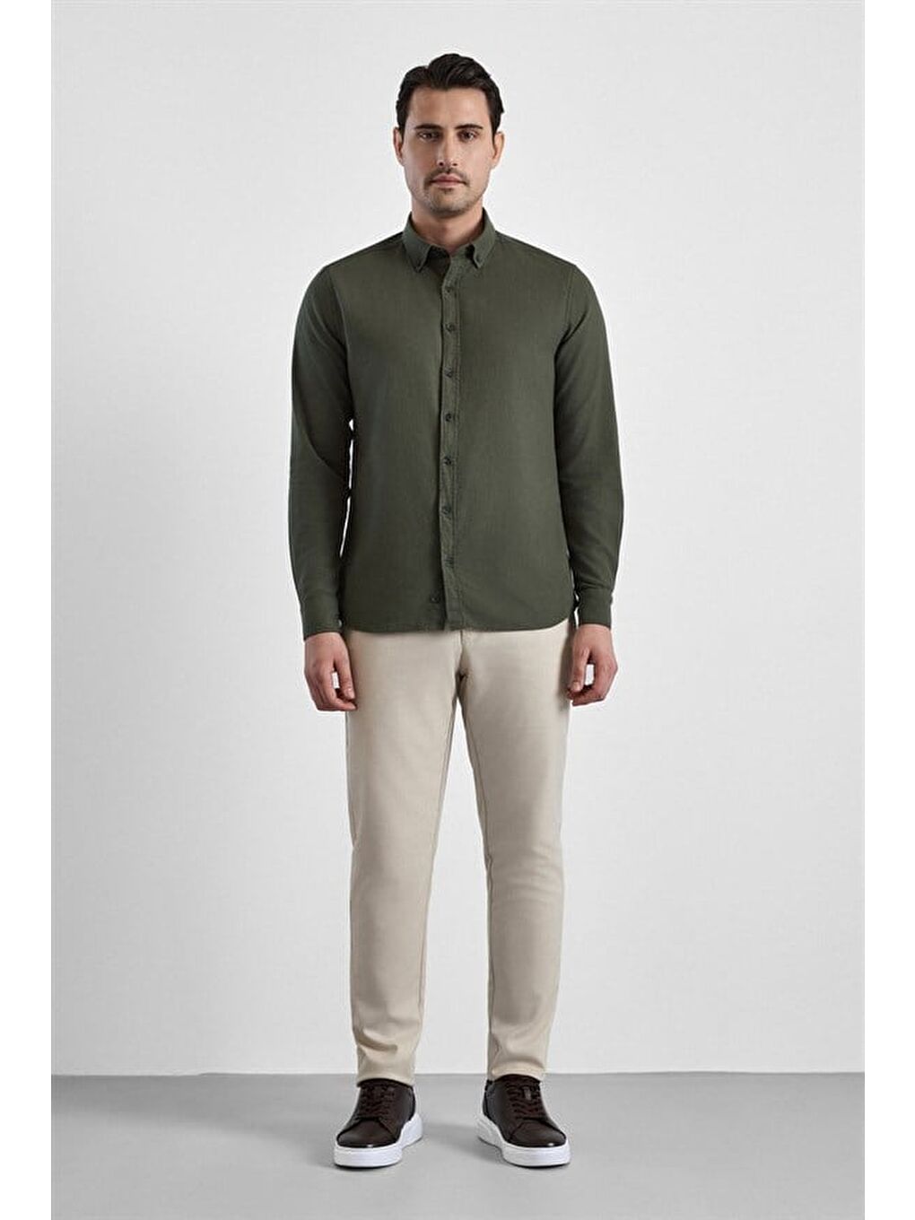 Koyu Yeşil Slim Düğmeli Yaka Düz Casual Gömlek-4