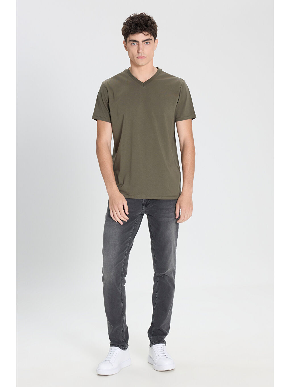 Erkek Haki Slim Fit Dar Kesim V Yaka Pamuklu V Yaka Kısa Kollu Tişört-2