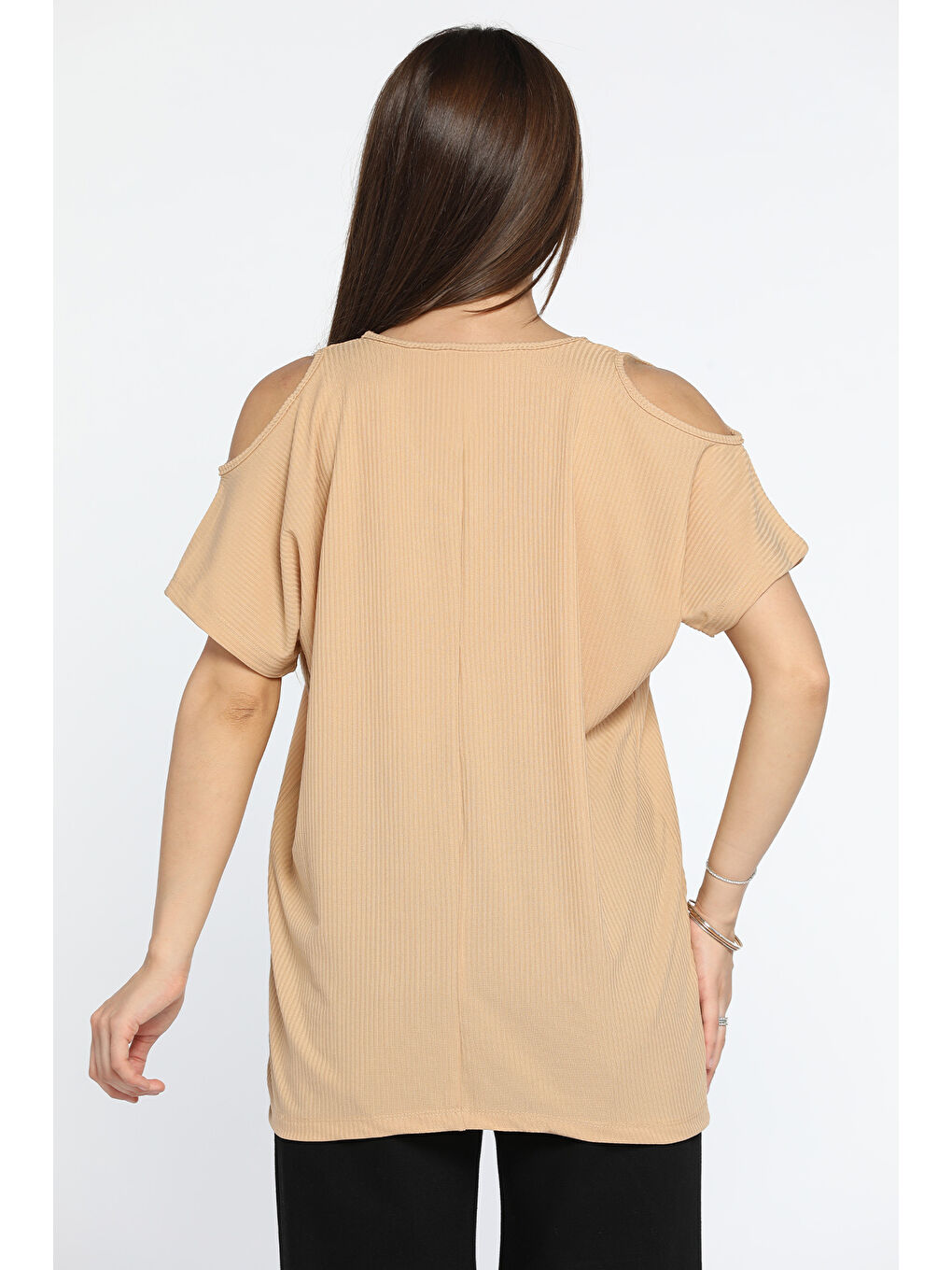 Bej V Yaka Omuz Dekolteli Kendinden Desenl Elastanlı Kadın Bluz-2