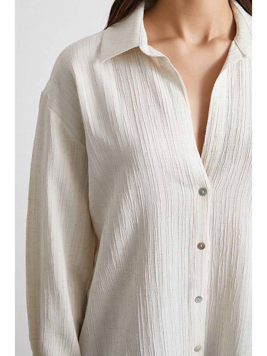 Ekru Pamuk Dokulu Çizgili Gömlek Krem-1