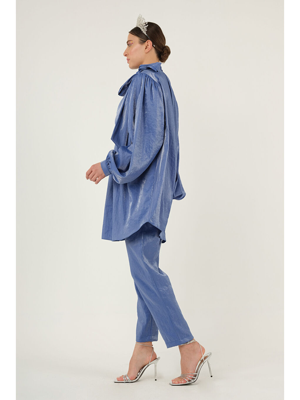 Yakası Bağcıklı Takım Lacivert-1