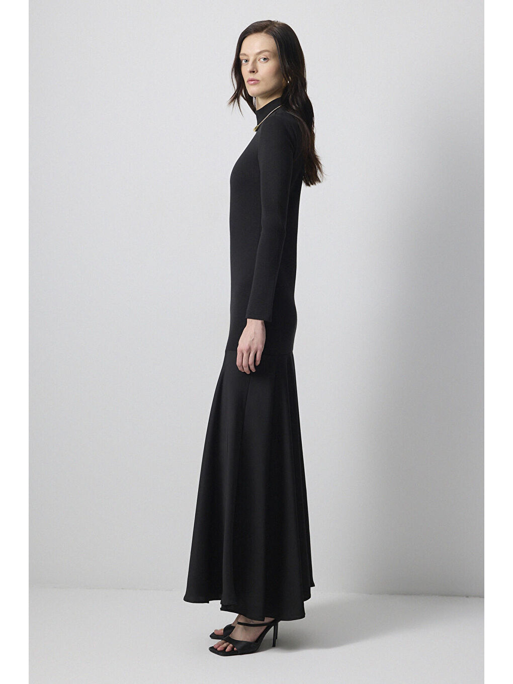 Siyah Saten Garnili Elbise-2